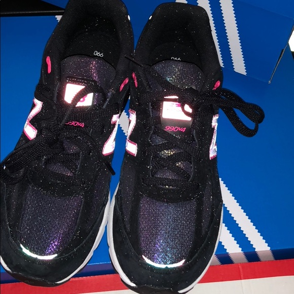 👟 New Balance 990 V4 ❗️❗️❗️ - Picture 2 of 5